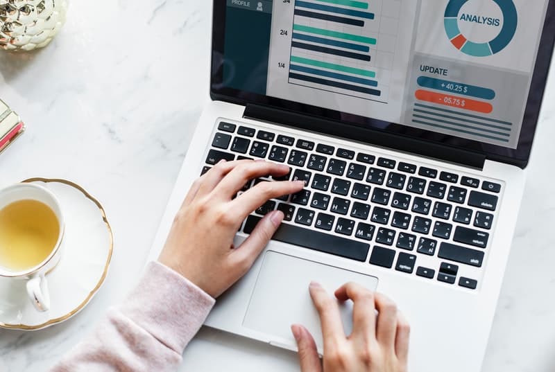 Niche bloggiNg